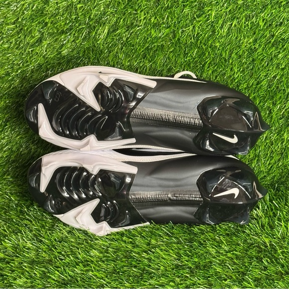 Size 11.5 - Mens Wide Nike Vapor Edge Elite 360 2  Football Cleats - FJ6125-004 - Picture 5 of 6